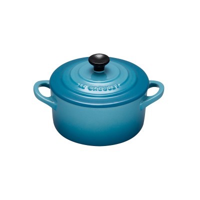 Caçarola azul de ferro fundido Le Creuset com tampa preta