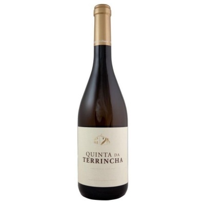 Garrafa de vinho tinto Quinta da Terrincha com rótulo branco e tampa dourada.