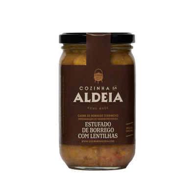 Frasco de vidro com estufado de borrego com lentilhas