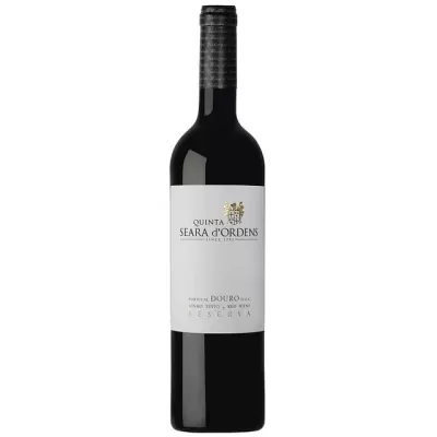 Garrafa de vinho tinto Quinta Seara d'Ordens com rótulo branco e texto preto e dourado
