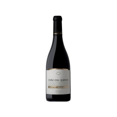 Garrafa de vinho tinto Chão da Quinta com rótulo branco e texto preto