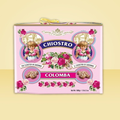 Embalagem rosa decorada com crianças e flores, texto CHIOSTRO e COLOMBA