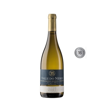 Garrafa de vinho branco Valle do Nideo, etiqueta preta e branca, selo 16 prata ao lado.