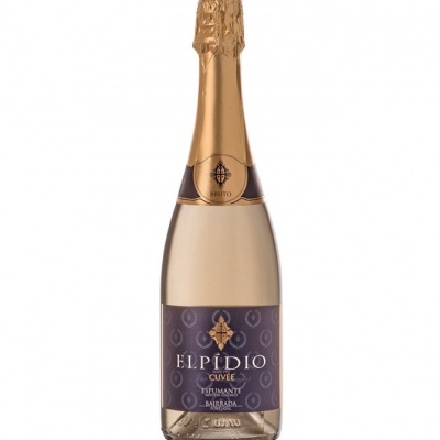 Garrafa de espumante Elpidio Cuvée com rótulo roxo e dourado