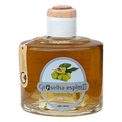 Garrafa de vidro com licor groselha-espim sabor figo