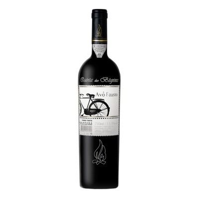 Garrafa de vinho tinto com rótulo branco com bicicleta e texto AVÔ FAUSTO