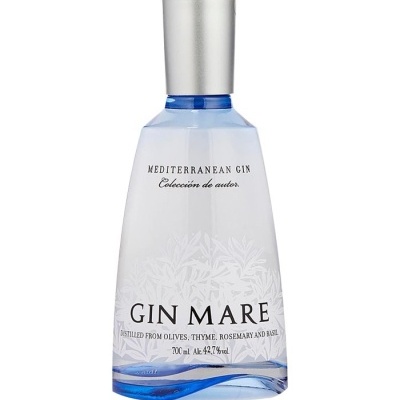 Garrafa de gin MARE com tampa prateada e corpo azul translúcido