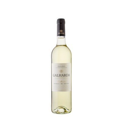 Garrafa de vinho branco Galharda Alvarinho Douro com rótulo branco e tampa preta