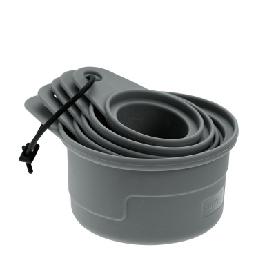 Conjunto de copos medidores de silicone cinza empilhados