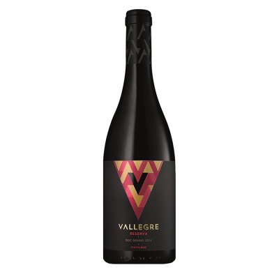 Garrafa de vinho tinto Vallegre Reserva com rótulo preto e logótipo triangular