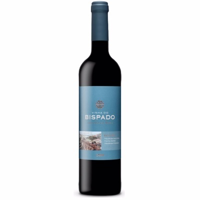 Garrafa de vinho tinto com rótulo azul claro e tampa azul