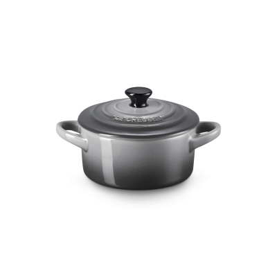 Caçarola pequena cinzenta Le Creuset com tampa e alças