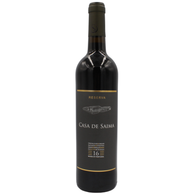 Garrafa de vinho tinto com rótulo preto e texto branco e amarelo