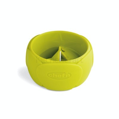 Picador de frutas ou legumes verde com lâminas metálicas internas e logo 'cheffi'