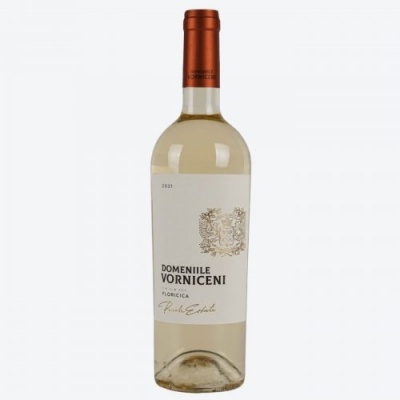 Garrafa de vinho branco com rótulo branco e tampa cobre