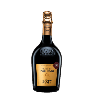 Garrafa de espumante Cuvée de Purcari Brut 1827 com cápsula dourada