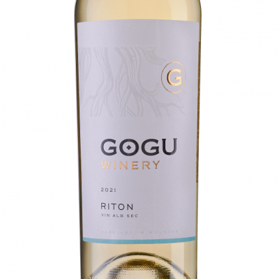 Garrafa de vinho branco Gogu Winery Riton 2021 com rótulo branco e texto preto e dourado
