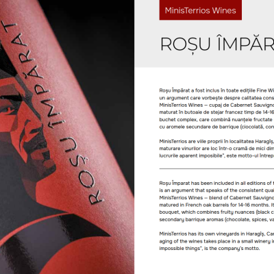 Garrafa de vinho Rosu Imparat 2021 com rótulo vermelho e ilustração de homem com coroa preta