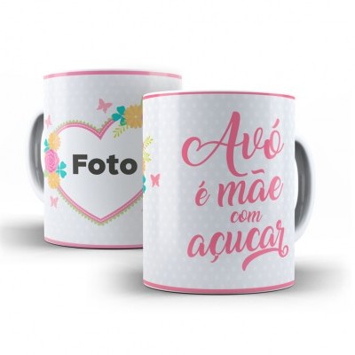 Caneca branca com decoração floral e texto em rosa 
