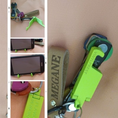 Porta-chaves com etiqueta de couro MEGANE e suporte verde para telemóvel