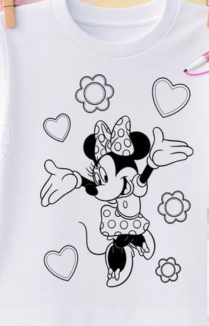 T-shirt branca com estampa da Minnie Mouse para colorir com flores e corações