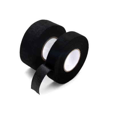 Rolos de fita adesiva preta com textura tecido