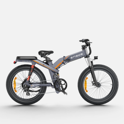 Bicicleta elétrica ENGWE dobrável cinza escuro com detalhes laranja e pneus grossos