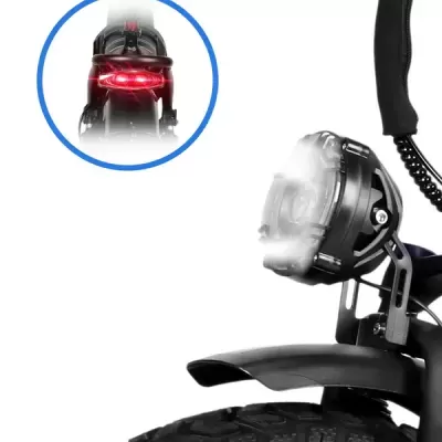 Luz traseira vermelha e farol dianteiro em bicicleta com pneus robustos e guarda-lamas preto