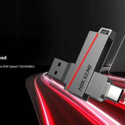 Pen USB metálico cinzento com linha vermelha e texto informativo sobre velocidade de transferência