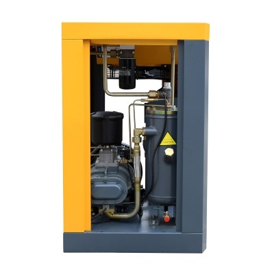 Compressores industriais amarelo e cinzento com tubos metálicos e etiqueta CAUTION