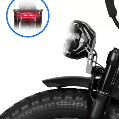 Roda de bicicleta com farol frontal e luz traseira ampliada
