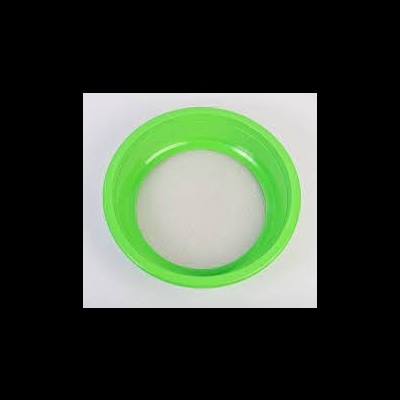 Peneira circular verde com rede metálica