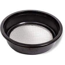 Peneira redonda preta com malha metálica