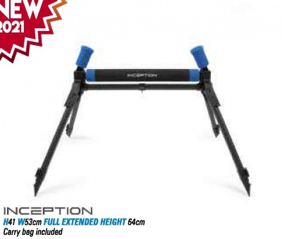 Suporte ajustável de pesca preto com apoios azuis e pernas com pontas afiadas, indicação de medidas e saco incluído.