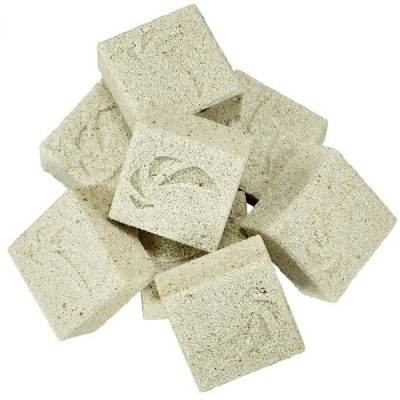 Cubos bege claro com padrão de folha gravado