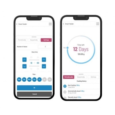 Dois telemóveis exibindo a aplicação Smart feeder com configurações e informações de alimentação.