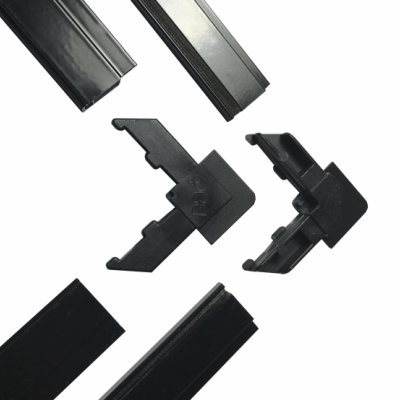Peças de encaixe preta em plástico para perfis