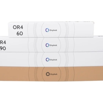 Caixas de produtos cartonadas rotuladas OR4 com logotipo Optek