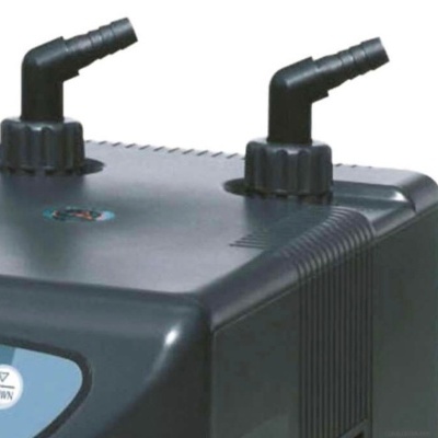 Filtro de aquário preto com duas saídas de água inclinadas e botão 'DOWN'