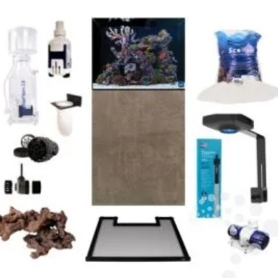 Kit completo para aquário marinho com areia branca, pedras, iluminação e acessórios.