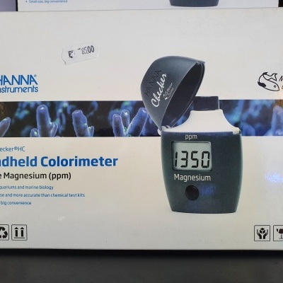 Caixa de colorímetro portátil Hanna Instruments para magnésio marinho com display digital