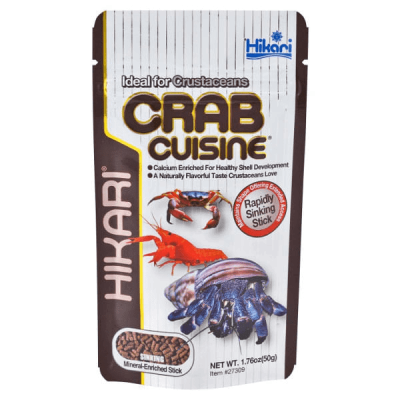Embalagem da ração HIKARI Crab Cuisine para caranguejos com ilustrações de caranguejos e pedaços de ração visíveis