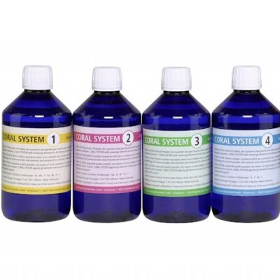 Frascos azuis rotulados CORAL SYSTEM 1 a 4 em fundo branco