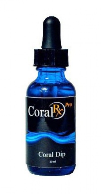 Frasco azul com conta-gotas e rótulo preto com texto 'Coral Rx Pro Coral Dip 59 ml'