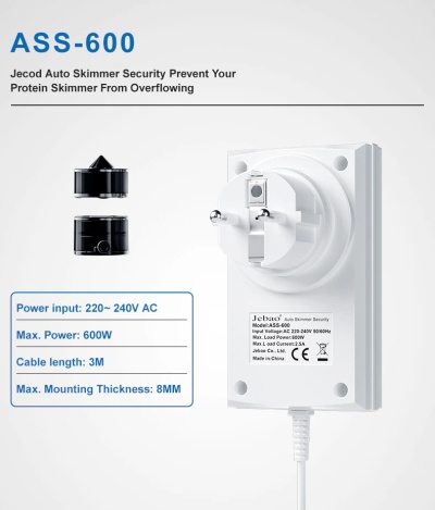 Dispositivo eléctrico branco com ficha e instruções de potência e uso