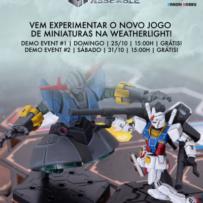 Duas miniaturas de robôs Gundam em bases hexagonais pretas