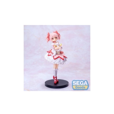 Figura colecionável anime com vestido branco e detalhes vermelhos em pedestal preto