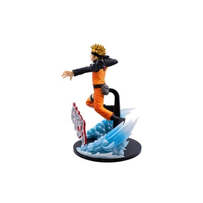 Figura de ação de personagem em macacão laranja em pose de salto com base preta e detalhes em azul e branco