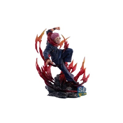 Figura anime com cabelo rosa em suporte de chamas vermelhas e base rochosa