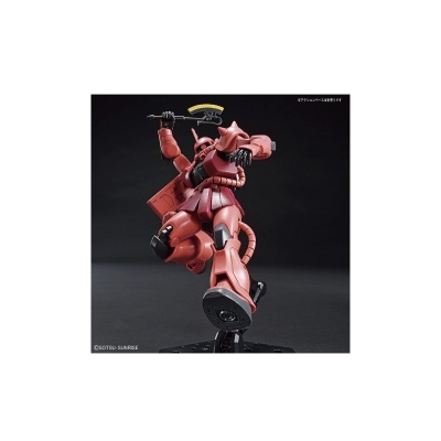 Figura articulada de robô guerreiro vermelho com acessórios